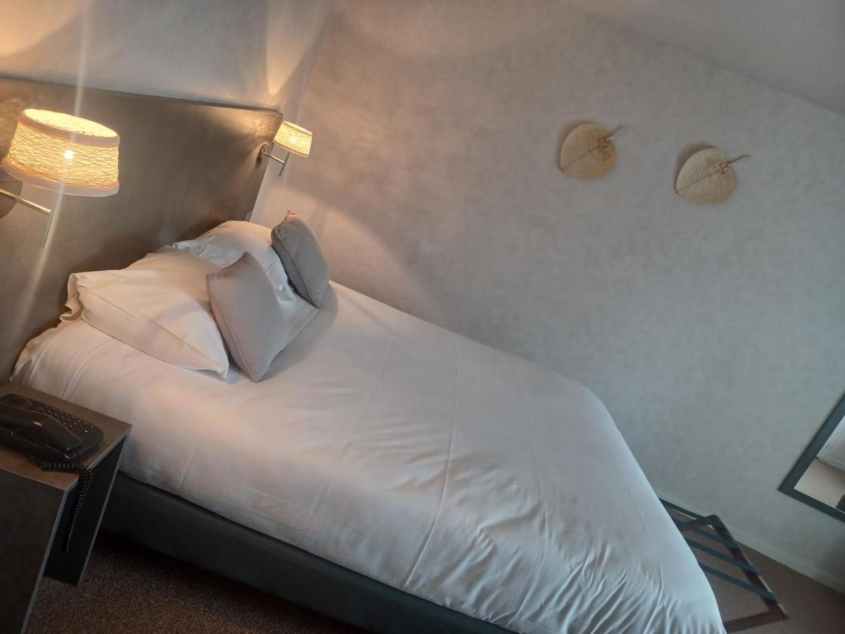 Hotel La Parenthese Attignat Eksteriør bilde
